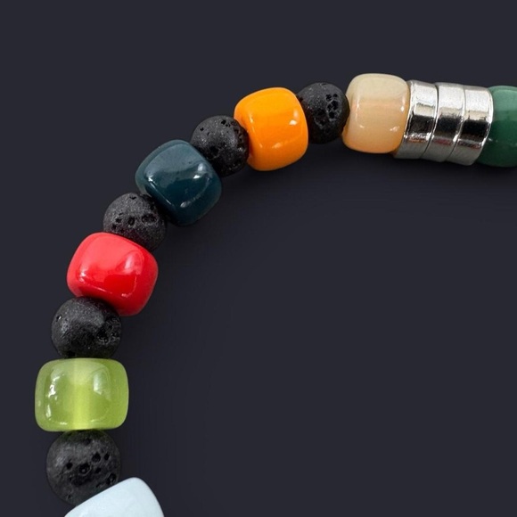 Mixed Bead Bracelet - Picture 3 of 4